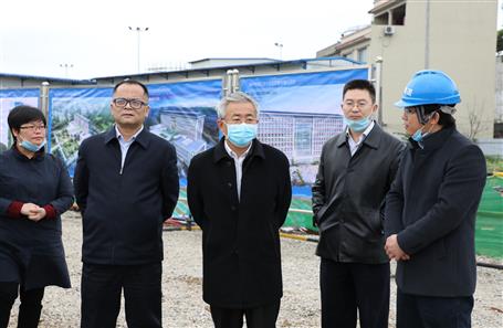 刘可到柳江区中医医院整体搬家项目调研