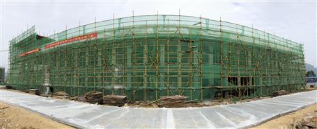 桂金分公司承建河池市企业教育基地营业综合楼主体工程封顶