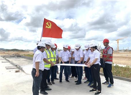 【“两优一先”切记使命作楷模】桂华分公司党支部：红色引擎赋能企业生长