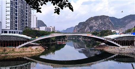 龙江六桥顺遂完成支架预压试验
