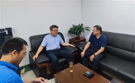陶礼智与凭祥市副市长张振业举行事情谈判